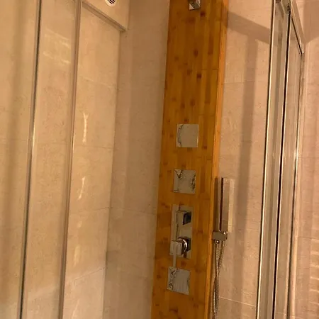 Apartment L'esprit Zen: Tranquil Center In *